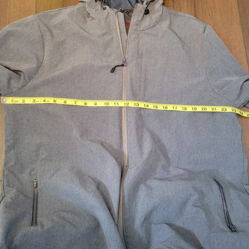 Swiss Tech Performance Gear Men's Softshell‎ Full Zip Jacket w/ Hood Size Large